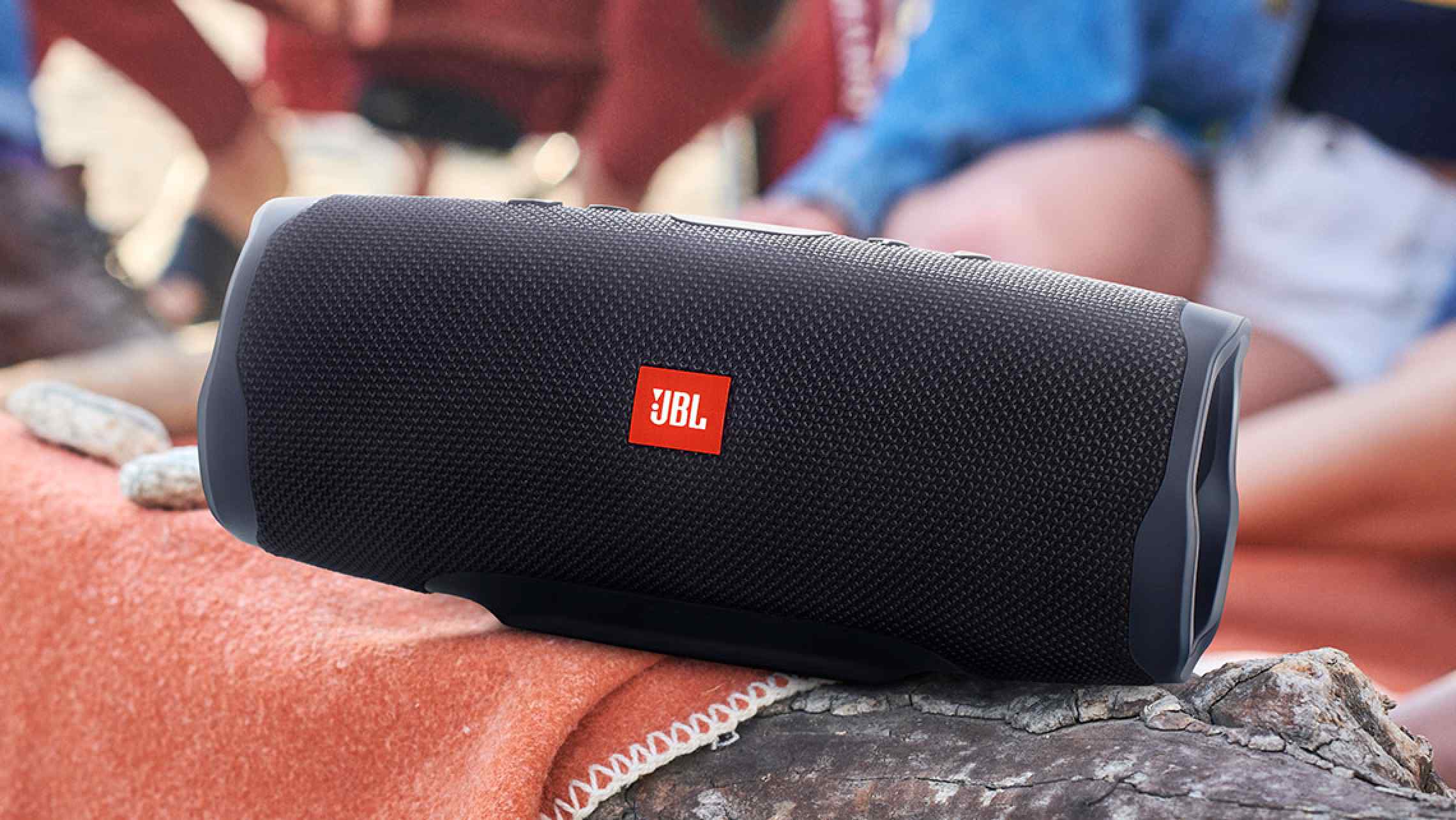JBL Charge 4 Not Charging: Causes & How to Fix